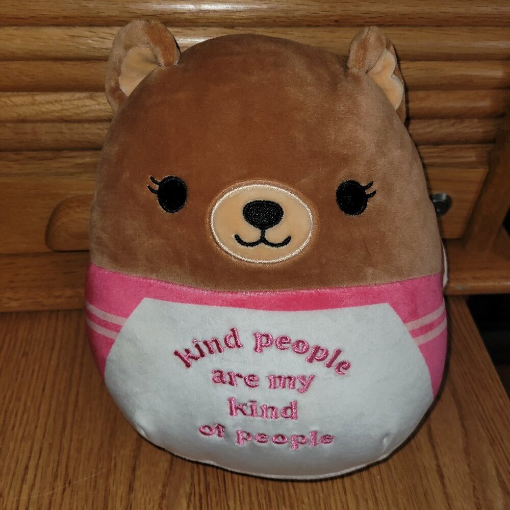 Squishmallows, Hillary the Bear
